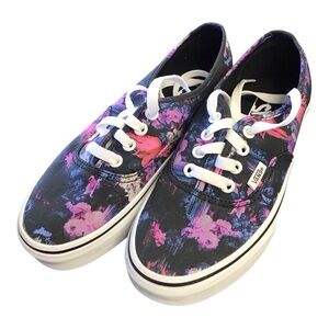 NWOT Vans Sneakers
